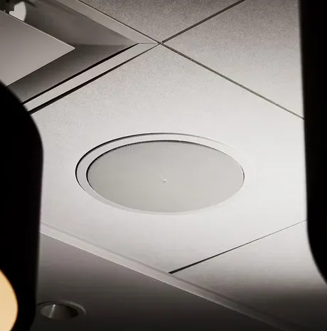 Discrete ceiling speaker with hidden wiring