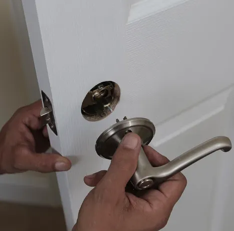 Smart lock app integration and setup